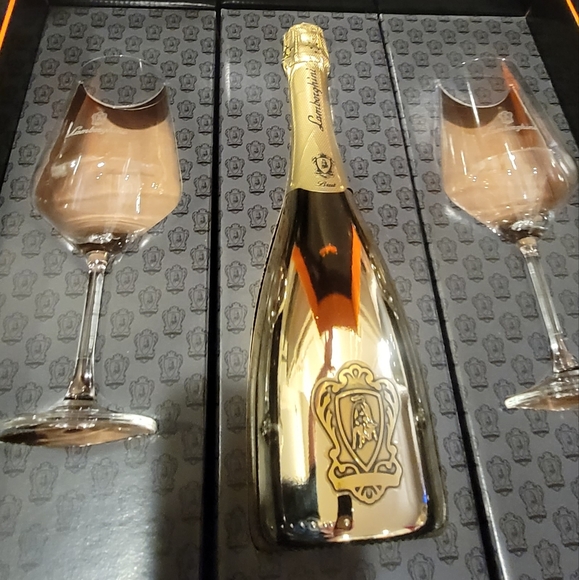 Meet your Posher, Katie - Picture 7 of 7